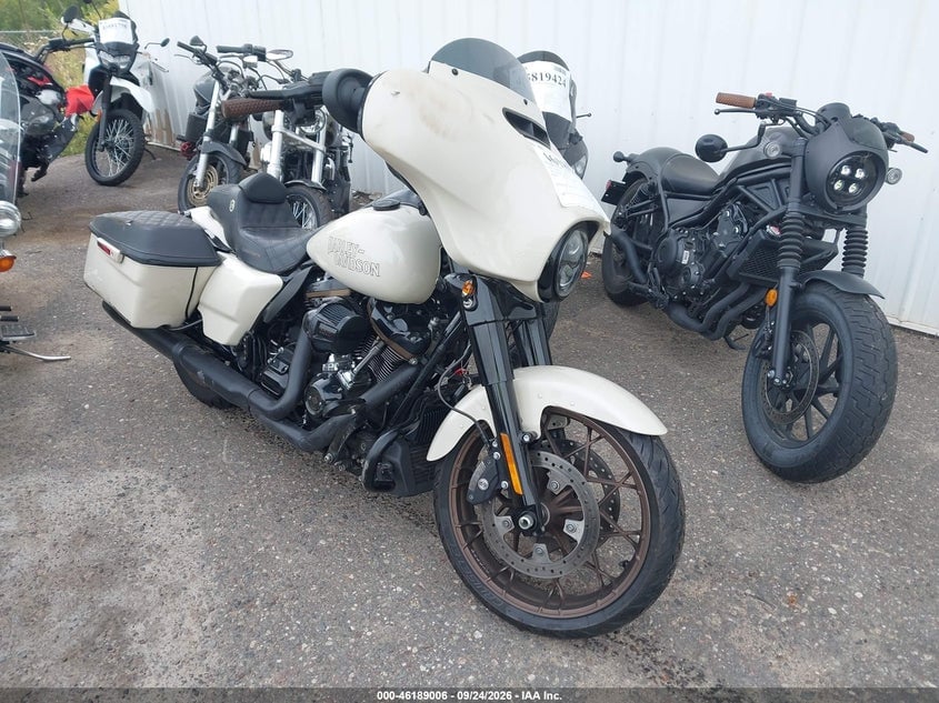 2023 HARLEY-DAVIDSON FLHXST | 1HD1ABL14PB607677 | UPCARS
