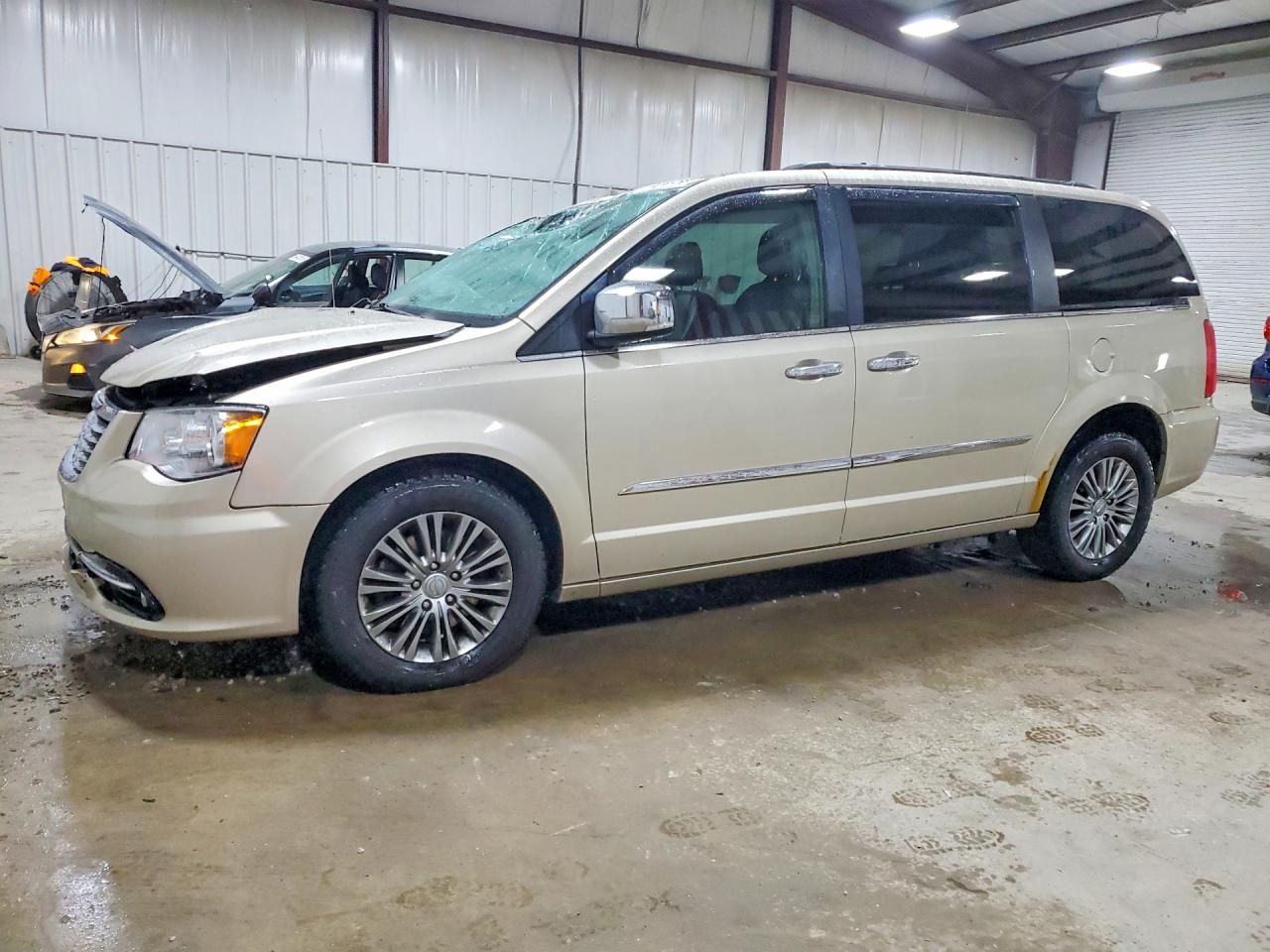 2015 CHRYSLER MINIVAN TOURING L | 2C4RC1CG1FR531851 | UPCARS