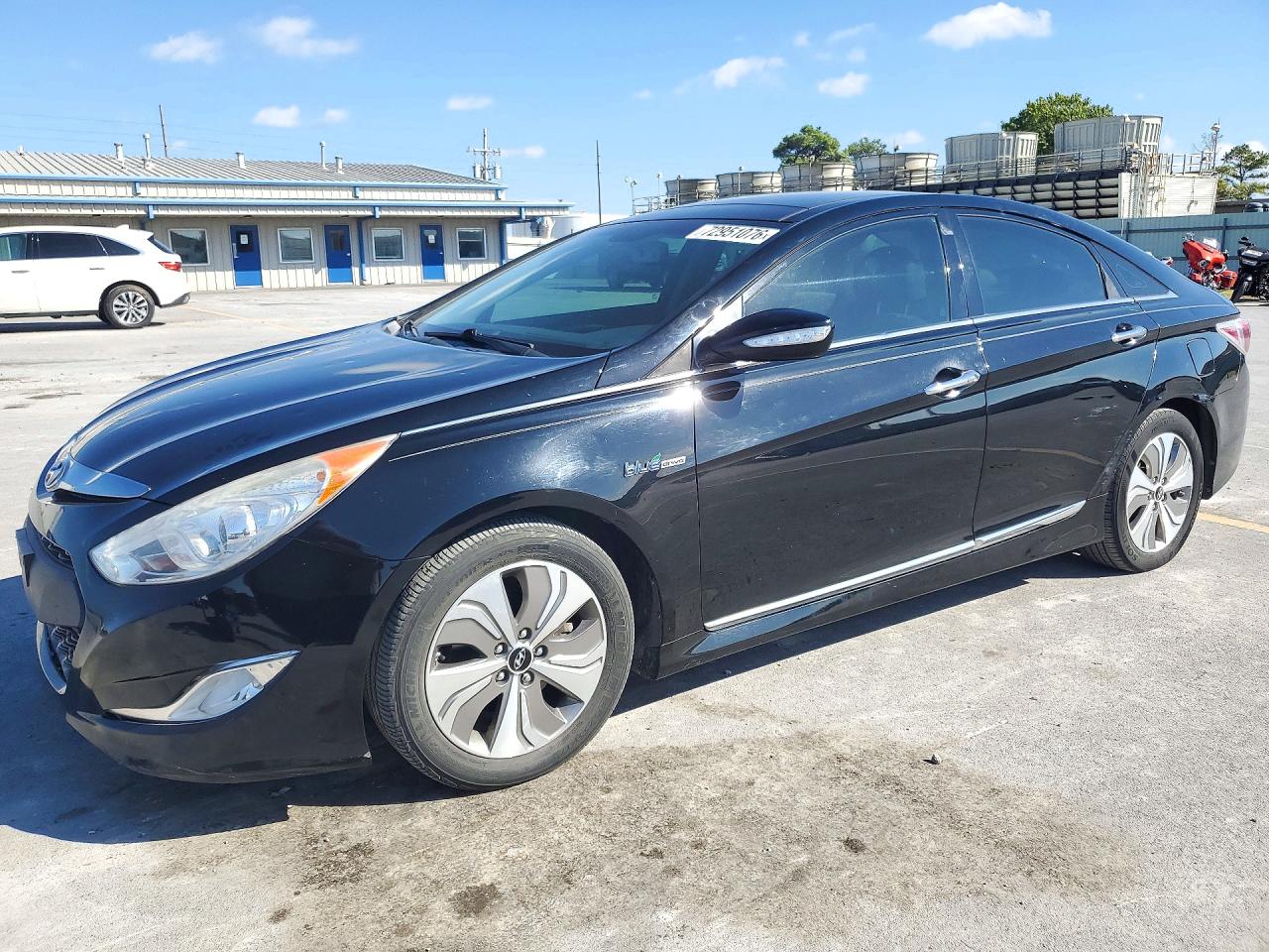 2015 HYUNDAI SONATA LIMITED | KMHEC4A44FA136748 | UPCARS