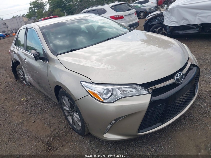2015 TOYOTA CAMRY SE | 4T1BF1FK4FU067879 | UPCARS