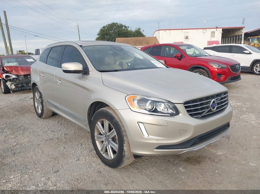 2017 VOLVO XC60 T5 INSCRIPTION | YV440MDU1H2153375 | UPCARS