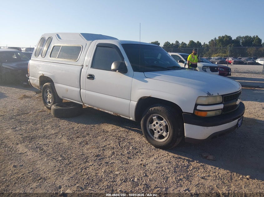 2001 CHEVROLET SILVERADO 1500 | 1GCEC14W61Z251099 | UPCARS