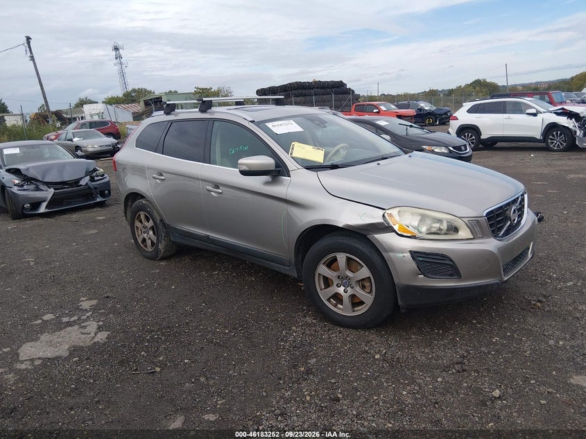 2011 VOLVO XC60 3.2/3.2 R-DESIGN | YV4952DL4B2197896 | UPCARS