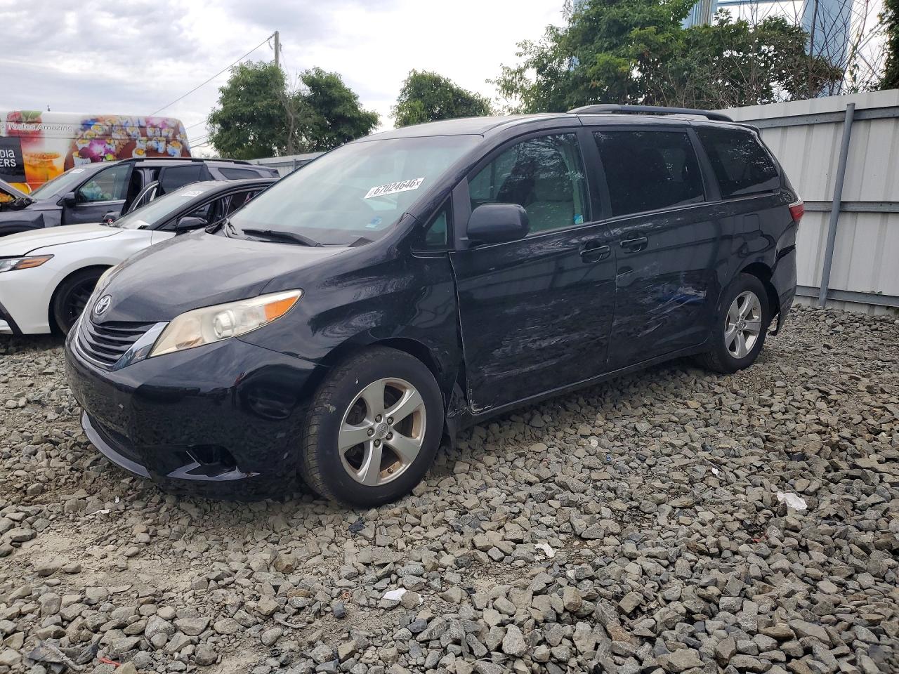 2016 TOYOTA SIENNA LE | 5TDKK3DC2GS751343 | UPCARS