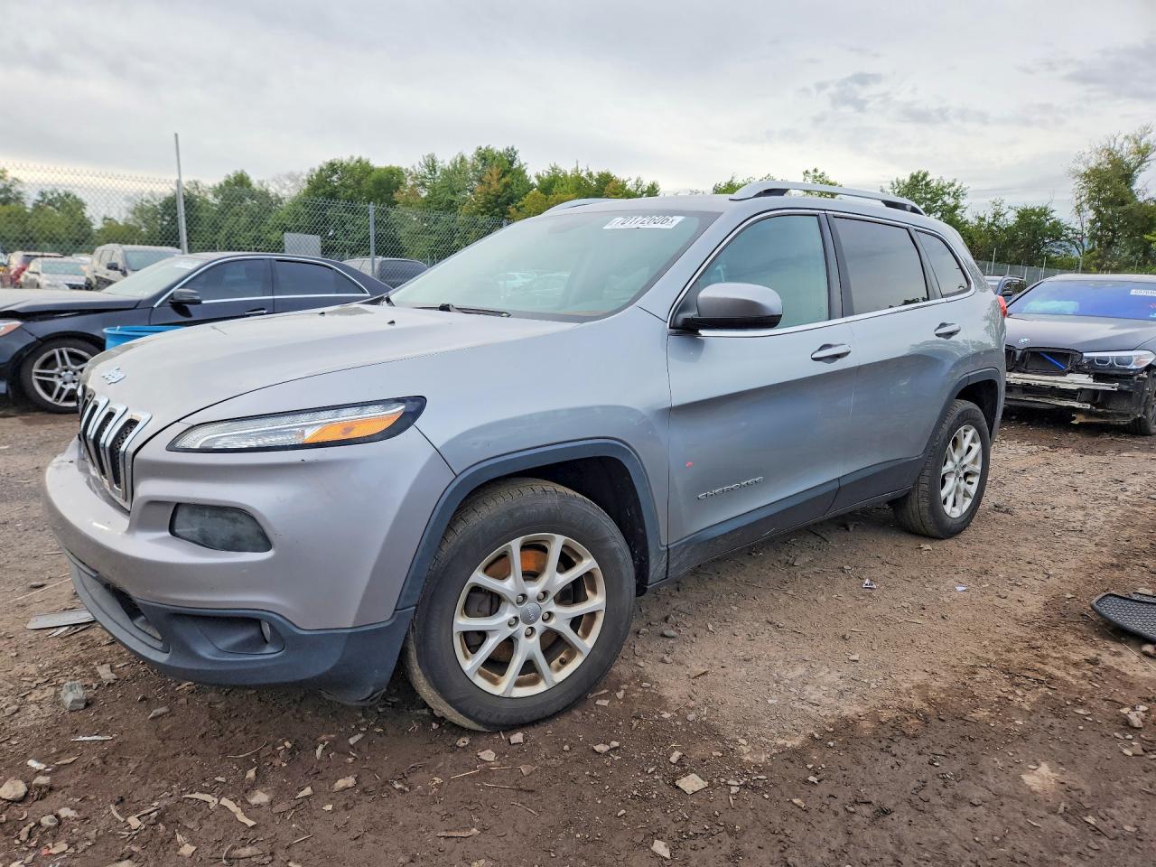 2016 JEEP CHEROKEE LATITUDE | 1C4PJMCS3GW197950 | UPCARS