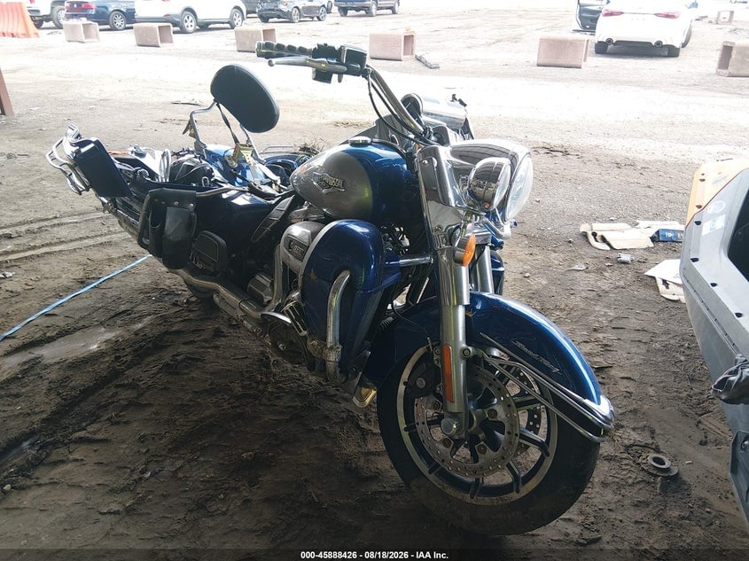 2017 HARLEY-DAVIDSON FLH ROAD KING | 1HD1FBC12HB652992 | UPCARS
