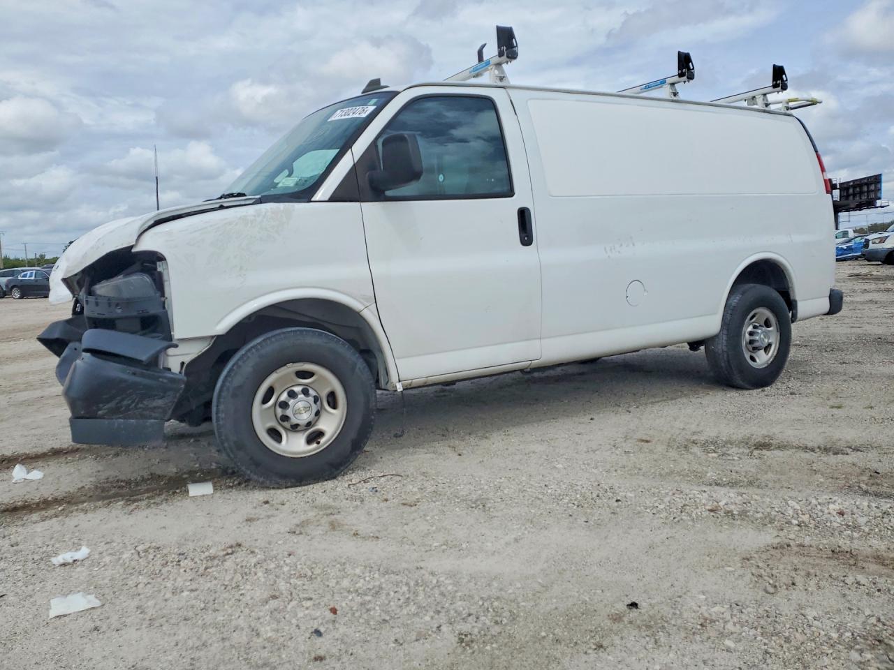 2021 CHEVROLET EXPRESS | 1GCWGAFP0M1236325 | UPCARS