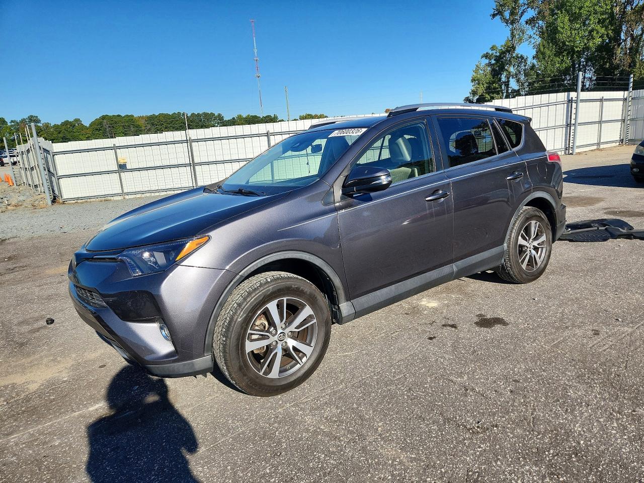 2017 TOYOTA RAV4 XLE | JTMWFREV0HJ117505 | UPCARS