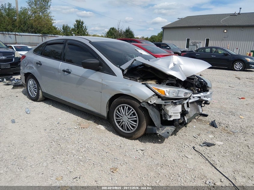 2016 FORD FOCU S | 1FADP3E29GL343493 | UPCARS
