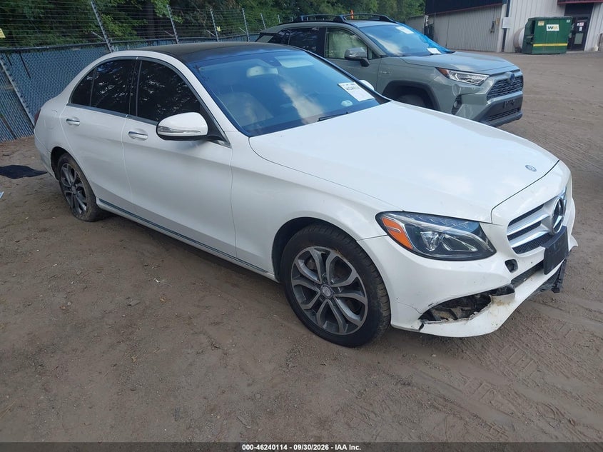 2015 MERCEDES-BENZ C 300 4MATIC/LUXURY 4MATIC/SPORT 4MATIC | 55SWF4KB1FU021561 | UPCARS