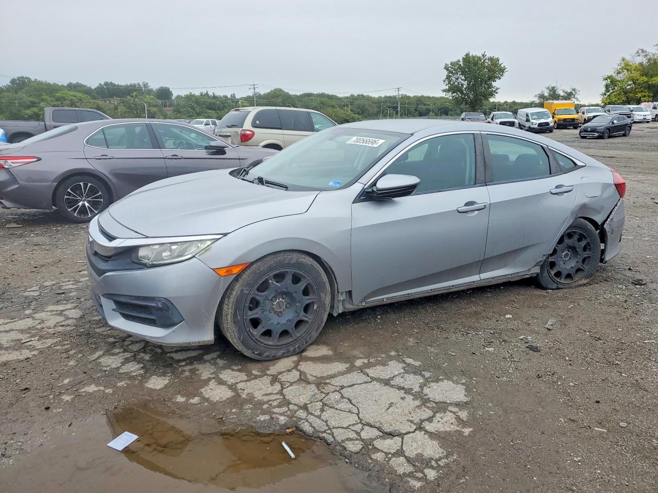 2016 HONDA CIVIC LX | 2HGFC2F50GH574878 | UPCARS