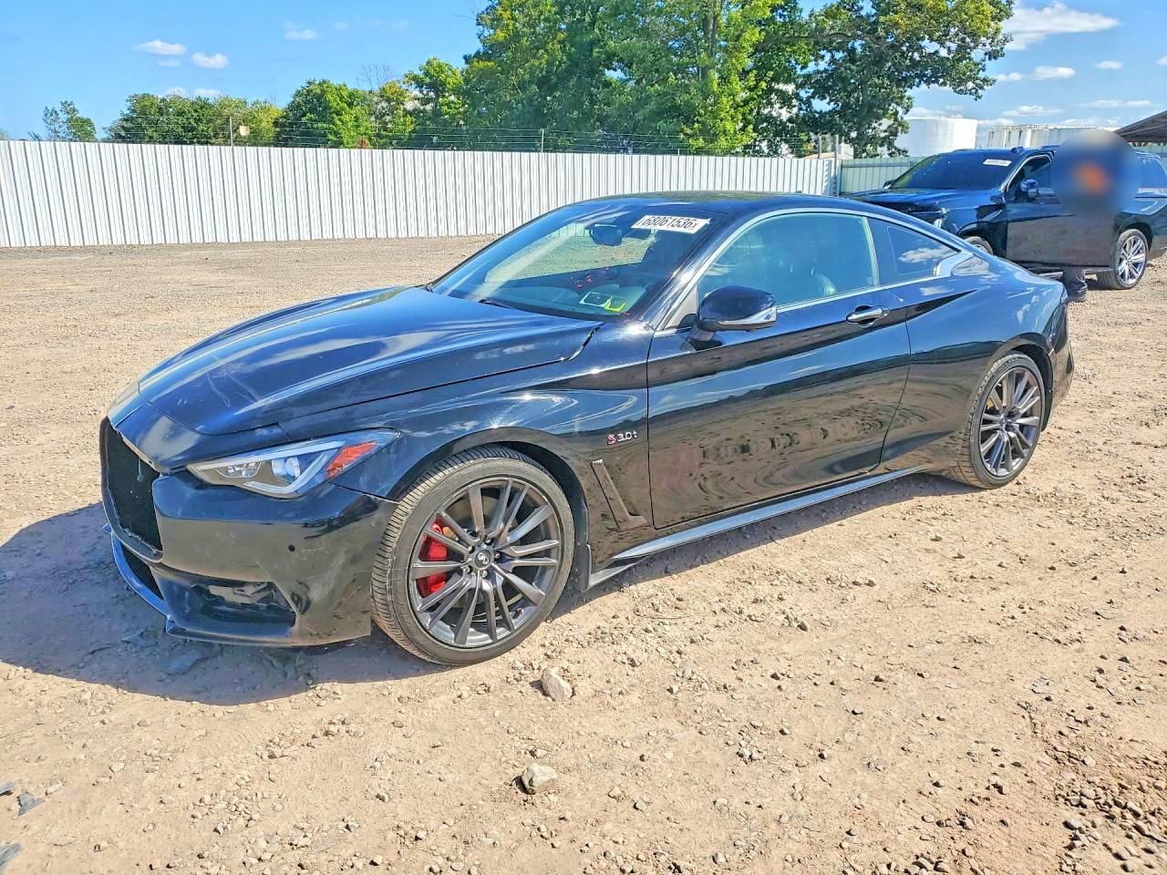 2017 INFINITI Q60 RED SPORT 400 | JN1FV7EL1HM702133 | UPCARS