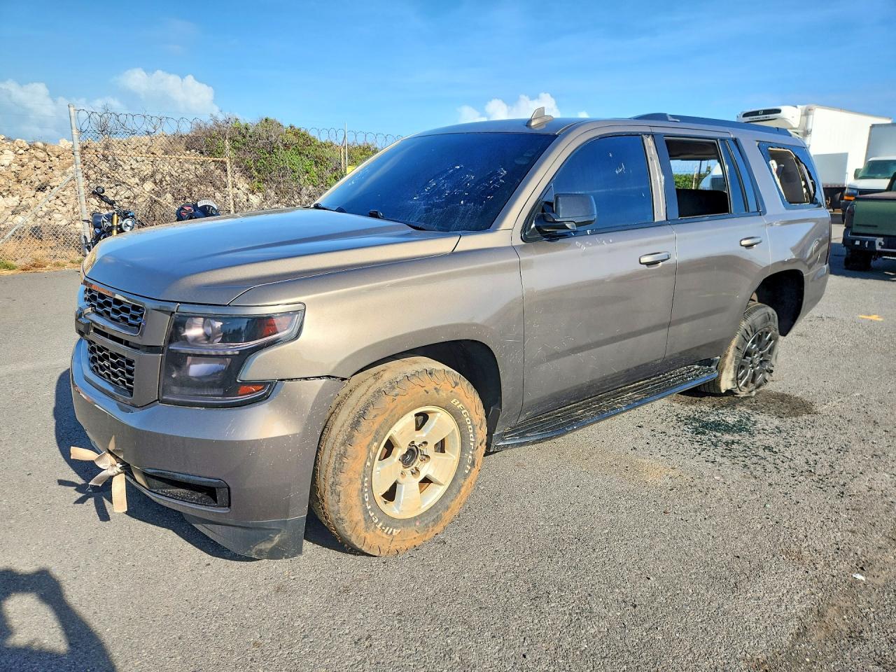 2015 CHEVROLET TAHOE C1500 LS | 1GNSCAKC1FR626858 | UPCARS