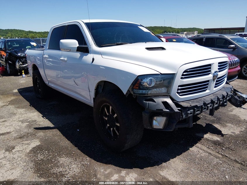 2016 RAM 1500 SPORT | 1C6RR7MTXGS174206 | UPCARS