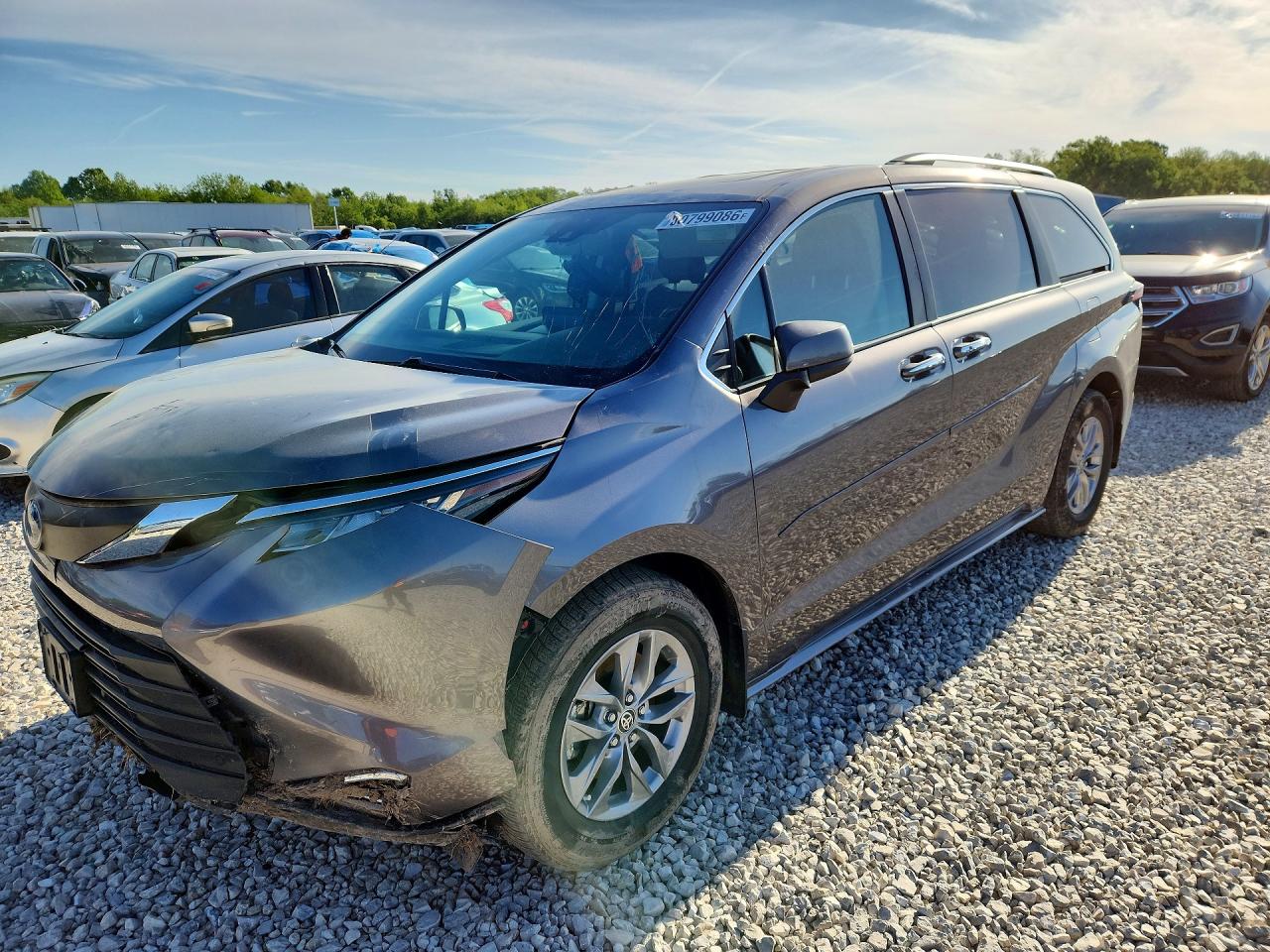 2022 TOYOTA SIENNA XLE | 5TDJRKEC1NS123285 | UPCARS