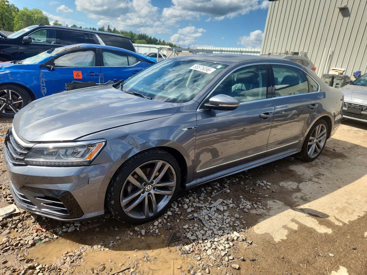 2019 VOLKSWAGEN PASSAT SE R-LINE | 1VWMA7A31KC006887 | UPCARS