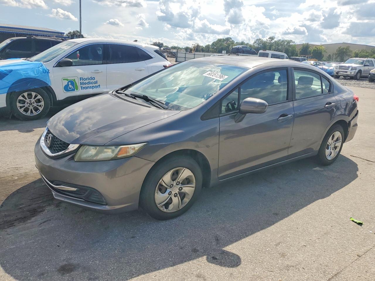 2015 HONDA CIVIC LX | 19XFB2F54FE072130 | UPCARS