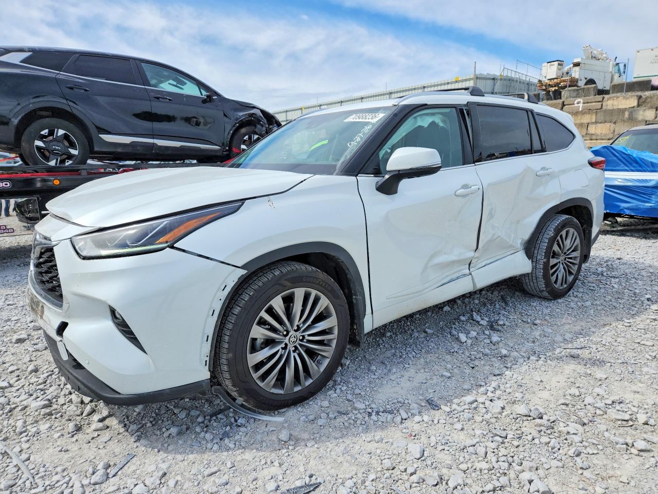 2022 TOYOTA HIGHLANDER PLATINUM | 5TDFZRBH9NS173494 | UPCARS