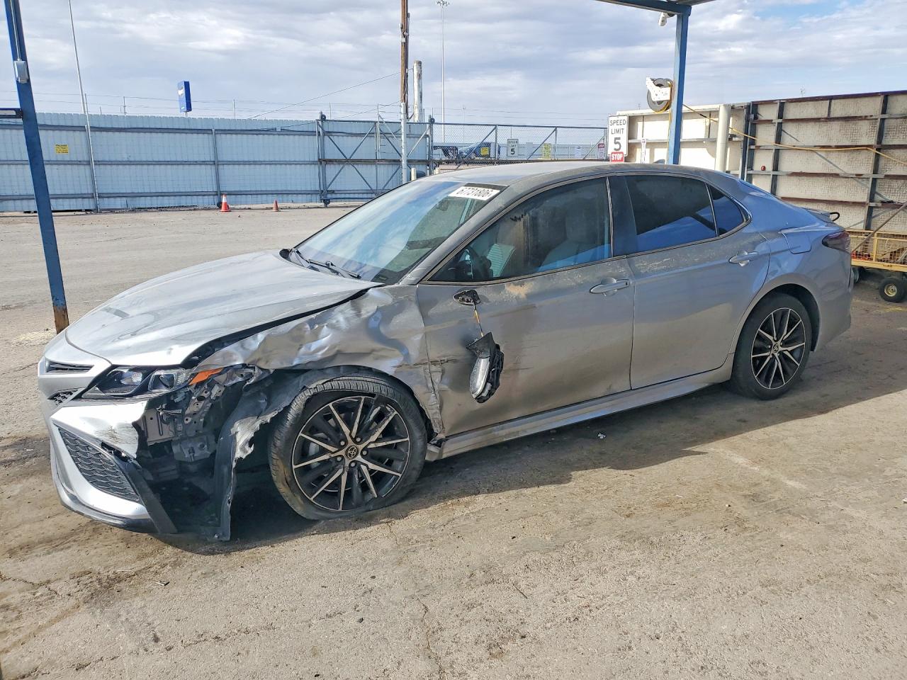 2022 TOYOTA CAMRY SE | 4T1G11AK1NU651005 | UPCARS