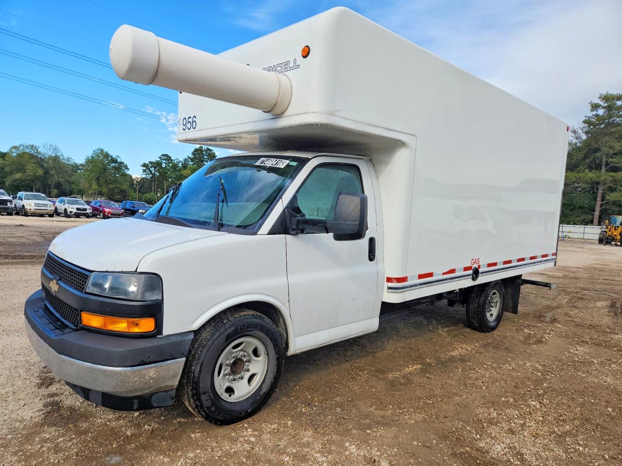 2018 CHEVROLET EXPRESS BOX TRUCK | 1GB0GSFGXJ1345290 | UPCARS