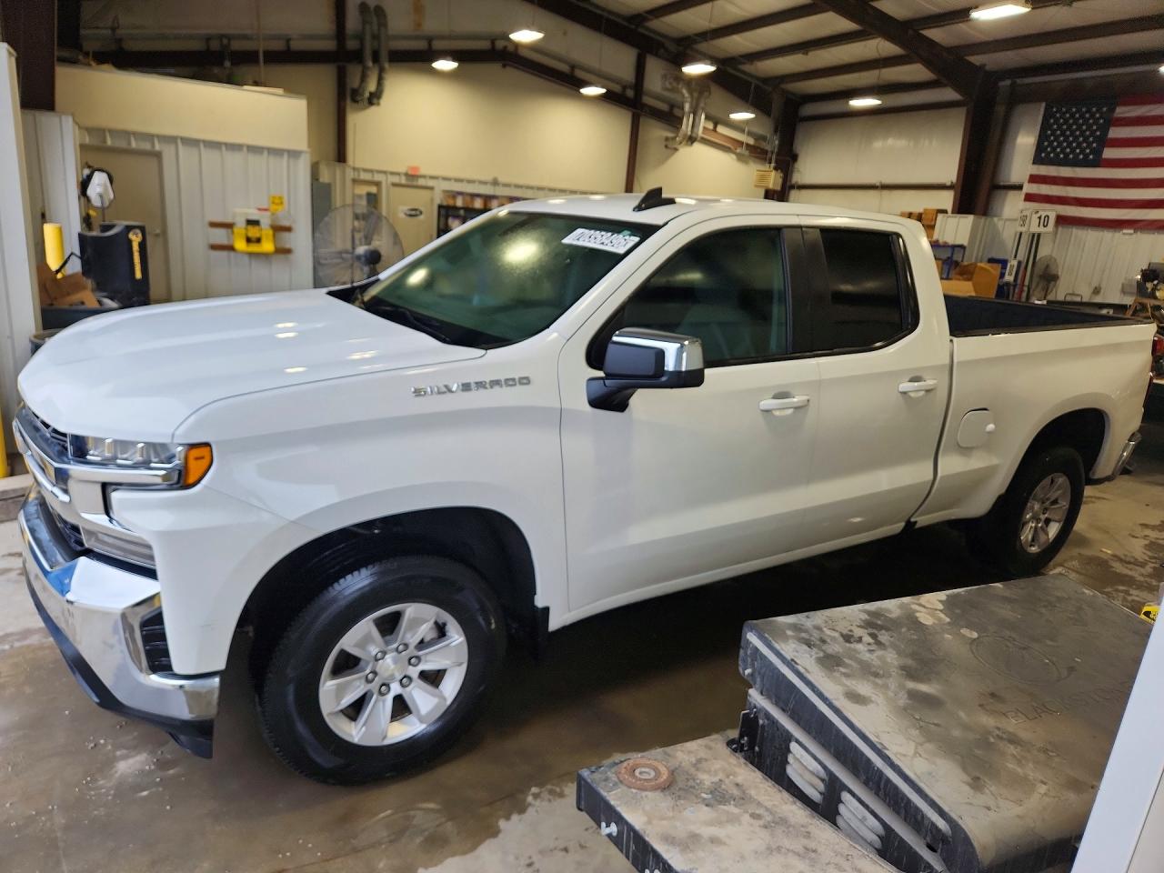 2019 CHEVROLET SILVERADO C1500 LT | 1GCRWCED1KZ319277 | UPCARS