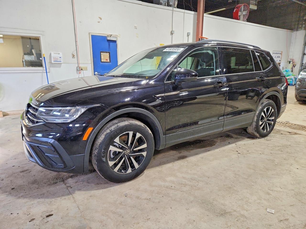 2024 VOLKSWAGEN TIGUAN S | 3VVFB7AX8RM124361 | UPCARS