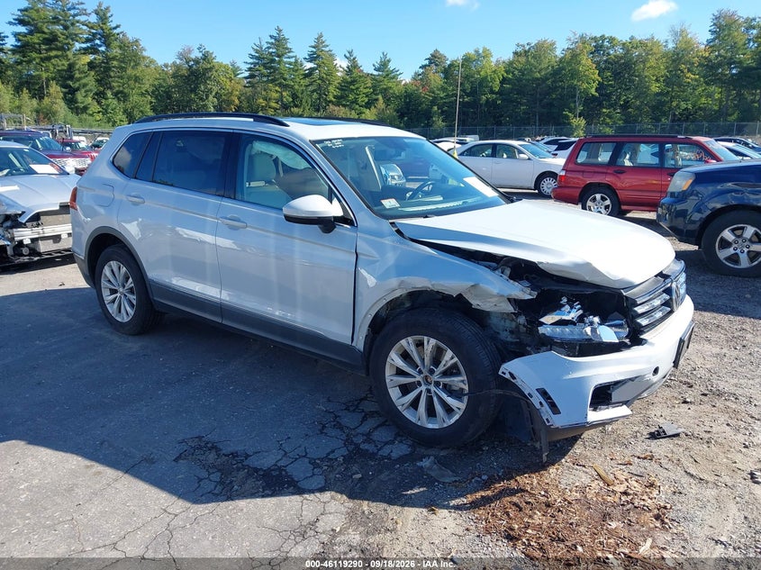 2018 VOLKSWAGEN TIGUAN 2.0T SE/2.0T SEL | 3VV2B7AX2JM083972 | UPCARS