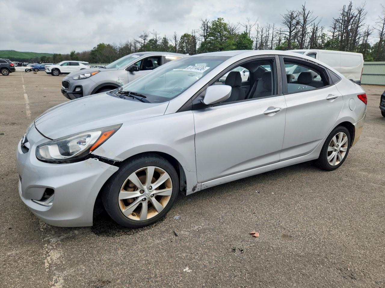 2013 HYUNDAI ACCENT GLS | KMHCU4AE1DU489201 | UPCARS
