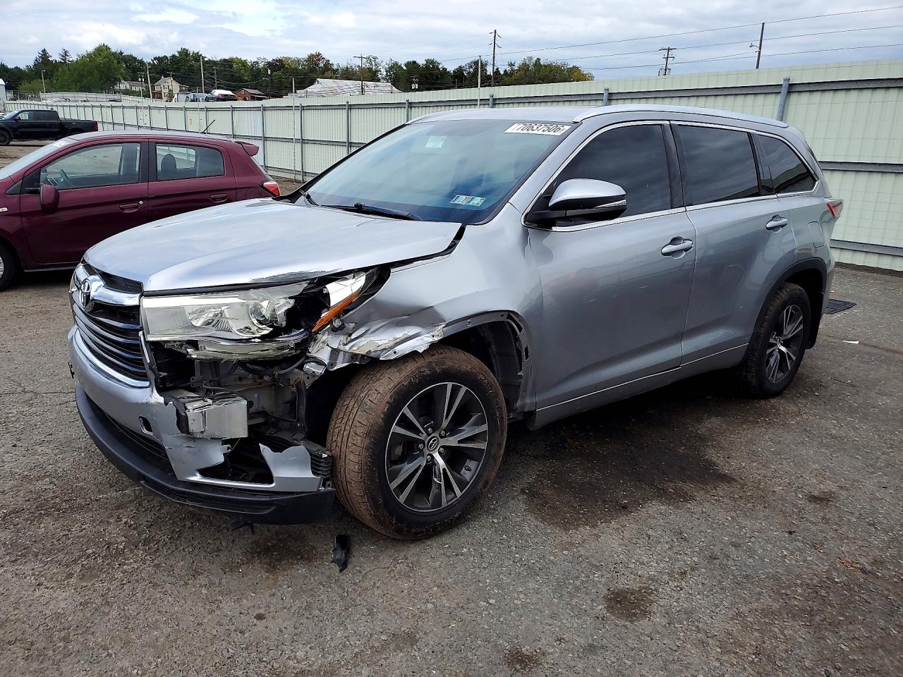 2016 TOYOTA HIGHLANDER XLE | 5TDJKRFH5GS344236 | UPCARS