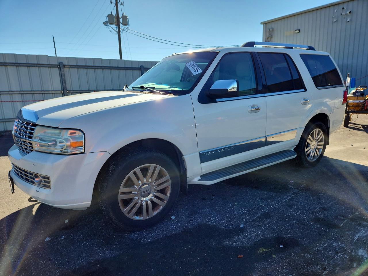 2007 LINCOLN NAVIGATOR | 5LMFU27557LJ08286 | UPCARS