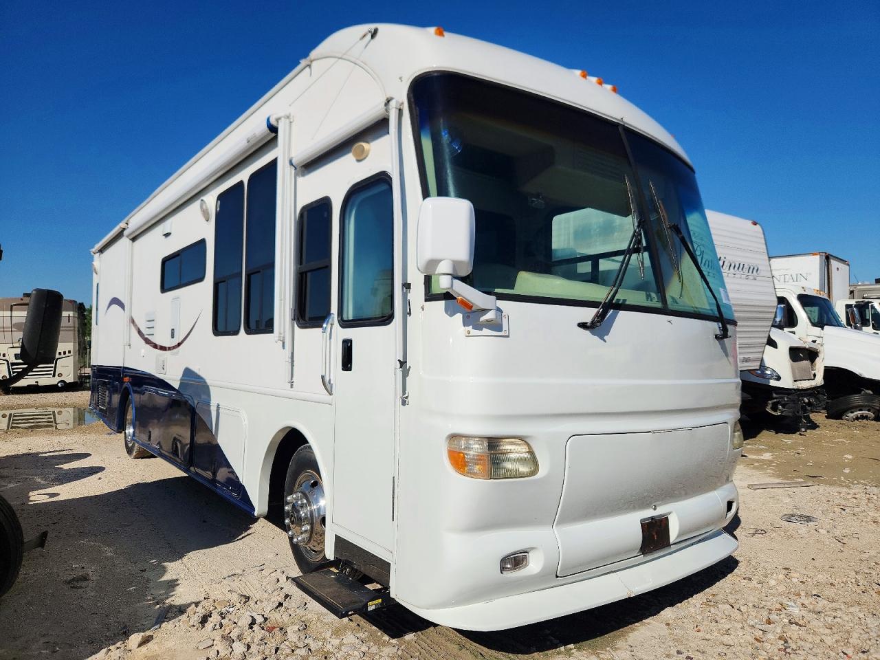 2005 FRHT ALL OTHER FREIGHTLINER XC CHASSIS RV | 4UZAAHDC25CU67622 | UPCARS