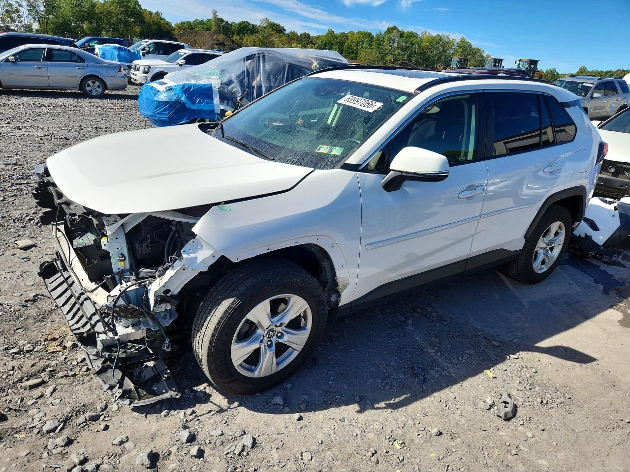 2019 TOYOTA RAV4 XLE | JTMP1RFV7KD501322 | UPCARS