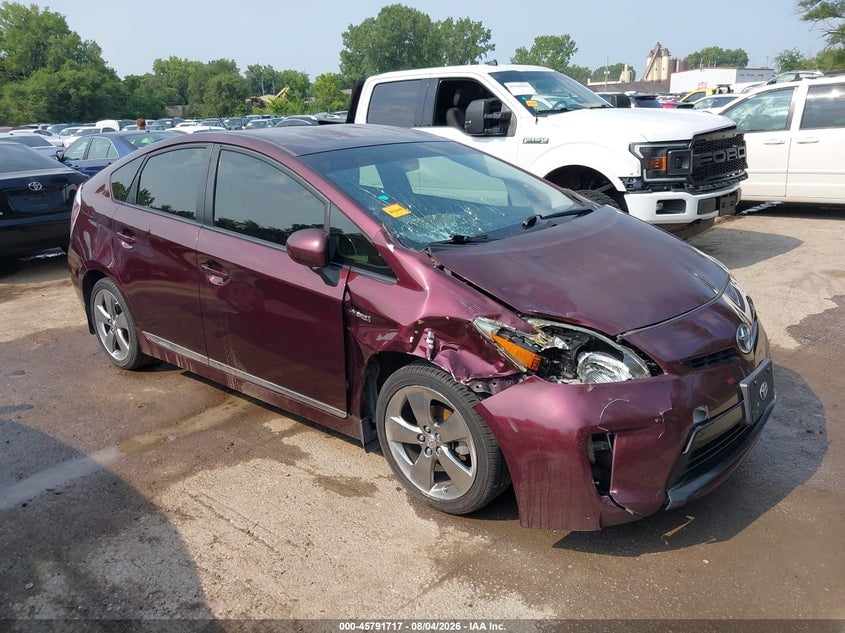 2013 TOYOTA PRIUS THREE SE | JTDKN3DU4D5601378 | UPCARS