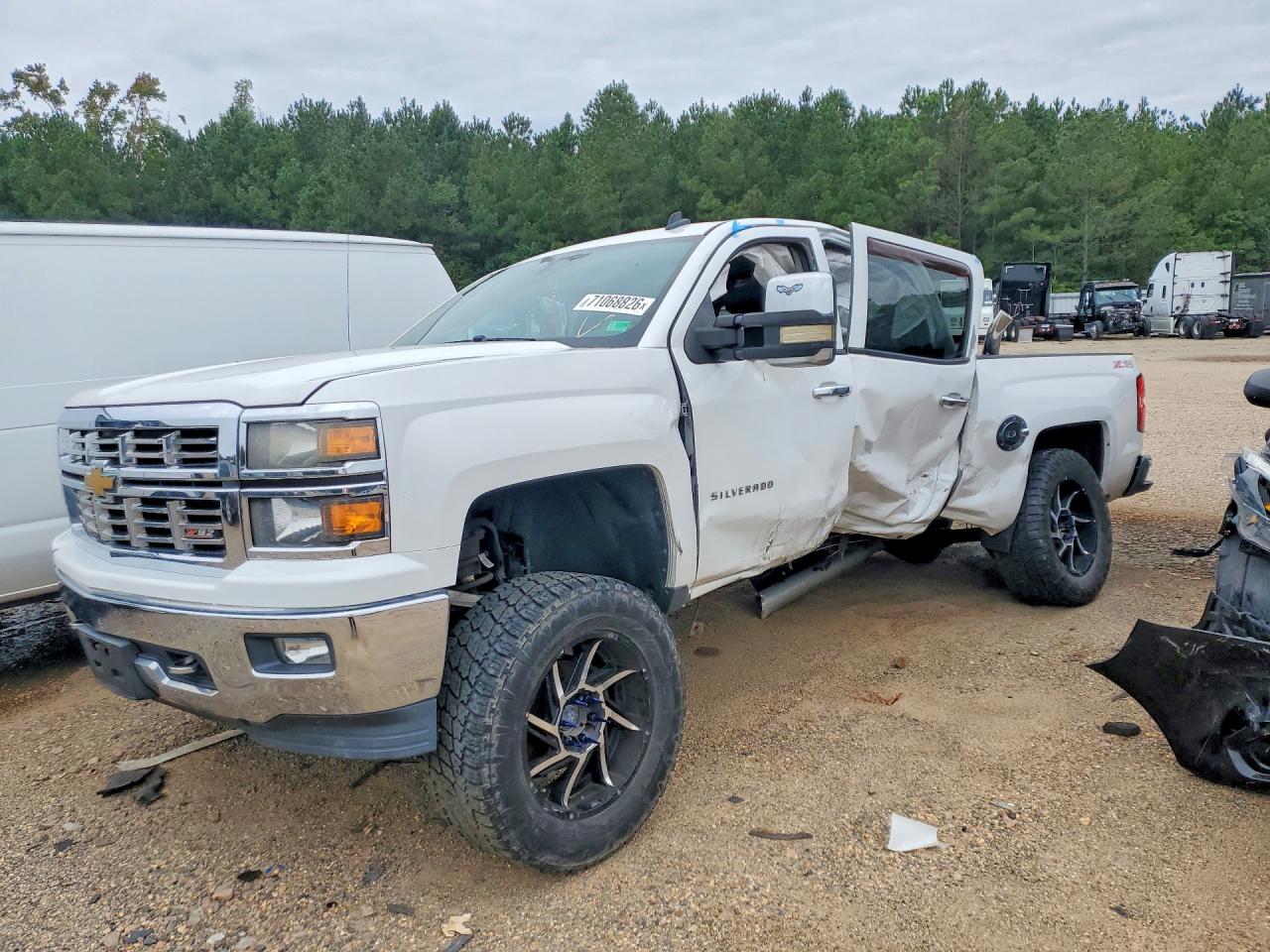 2014 CHEVROLET SILVERADO K1500 LT | 3GCUKREC2EG384711 | UPCARS