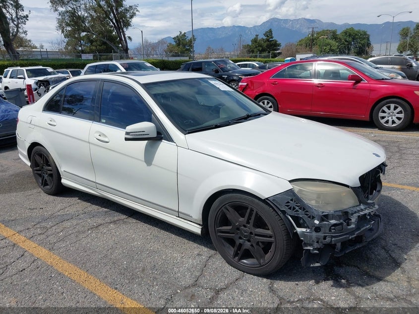 2011 MERCEDES-BENZ C 300 | WDDGF5EB0BR174031 | UPCARS