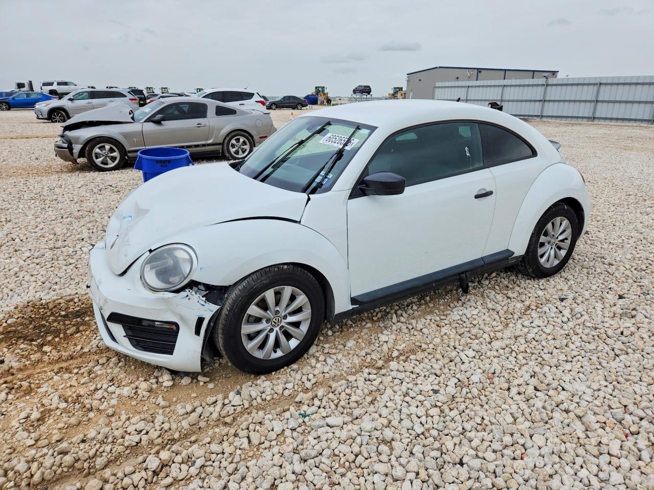 2017 VOLKSWAGEN BEETLE 1.8T | 3VWF17ATXHM610700 | UPCARS