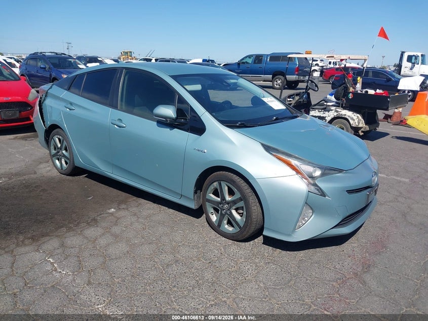 2017 TOYOTA PRIUS THREE TOURING | JTDKARFU9H3033139 | UPCARS