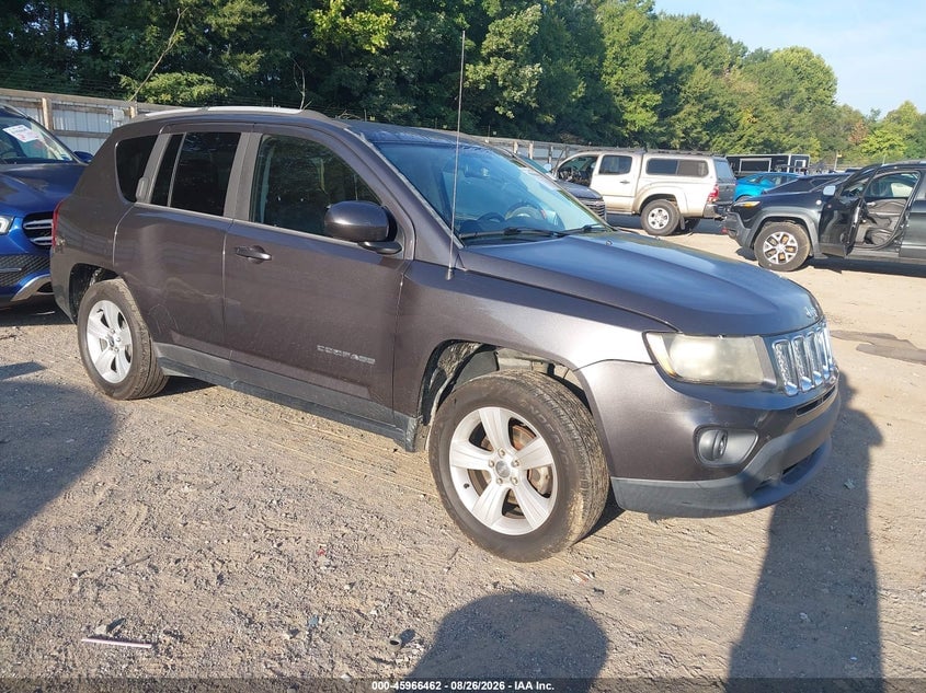 2015 JEEP COMPASS LATITUDE | 1C4NJCEB9FD361632 | UPCARS
