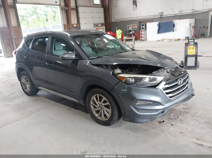 2017 HYUNDAI TUCSON SE | KM8J3CA44HU445937 | UPCARS