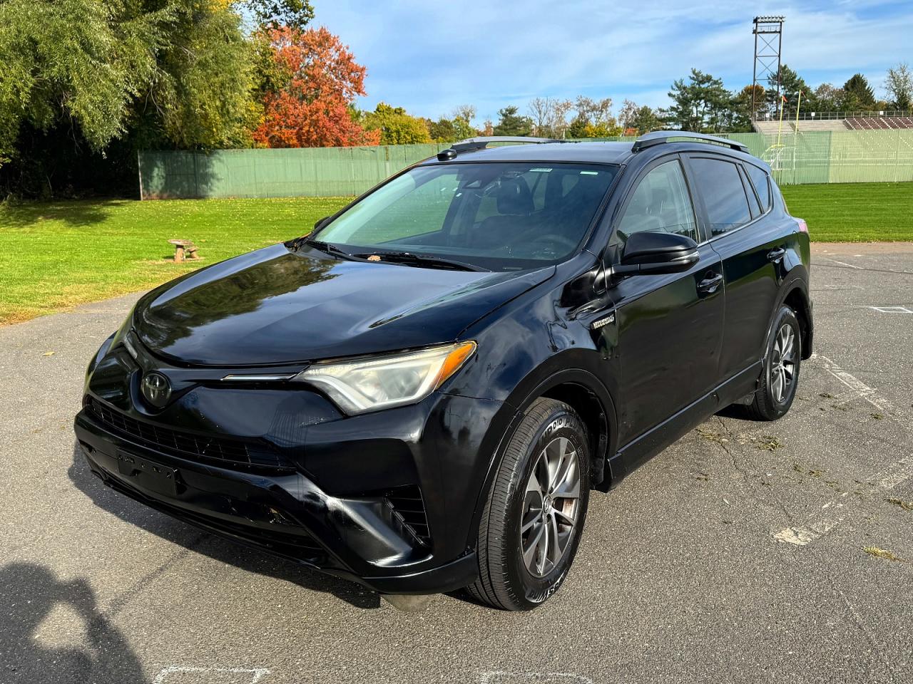2018 TOYOTA RAV4 LE | JTMRJREV5JD212545 | UPCARS