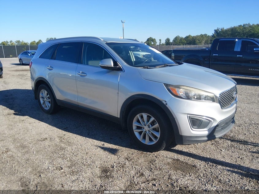 2018 KIA SORENTO 2.4L LX | 5XYPG4A38JG367976 | UPCARS