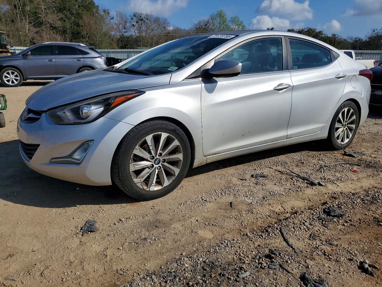2015 HYUNDAI ELANTRA SE | KMHDH4AE2FU226372 | UPCARS