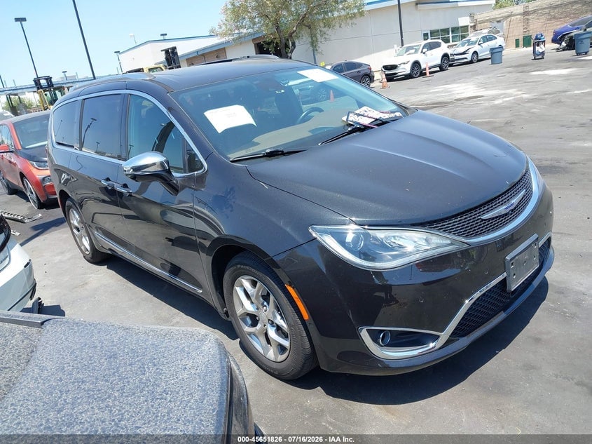 2018 CHRYSLER PACIFICA LIMITED | 2C4RC1GG1JR212419 | UPCARS