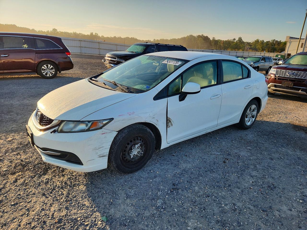2013 HONDA CIVIC LX | 2HGFB2F53DH570046 | UPCARS
