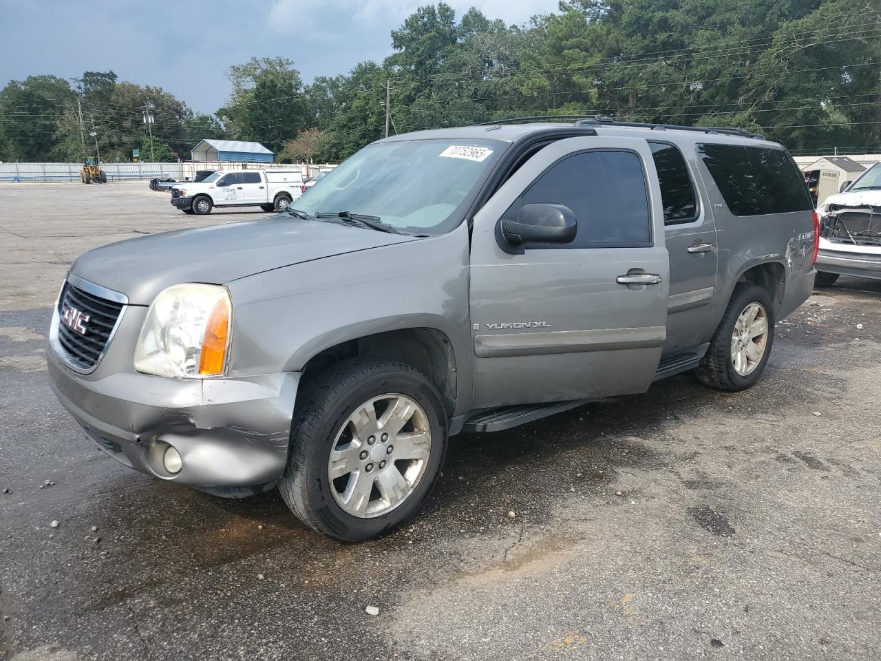 2008 GMC YUKON C1500 | 1GKFC16J88J187232 | UPCARS