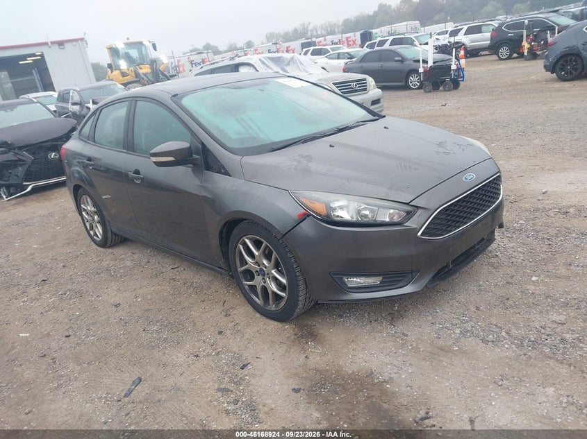 2015 FORD FOCU SE | 1FADP3F28FL354868 | UPCARS