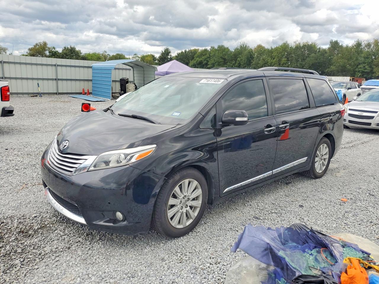 2017 TOYOTA SIENNA LIMITED PREMIUM 7-PASSENGER | 5TDYZ3DC7HS818610 | UPCARS