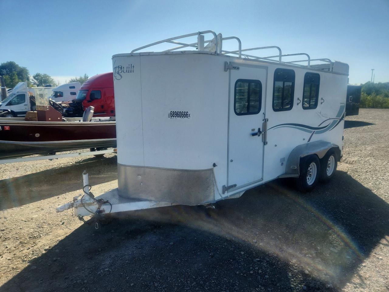 2000 KIEFER BUILT INC. HORSE TRAI KIEFER BUILT LIVESTOCK TRAILER | 1DVEH1826YK036574 | UPCARS