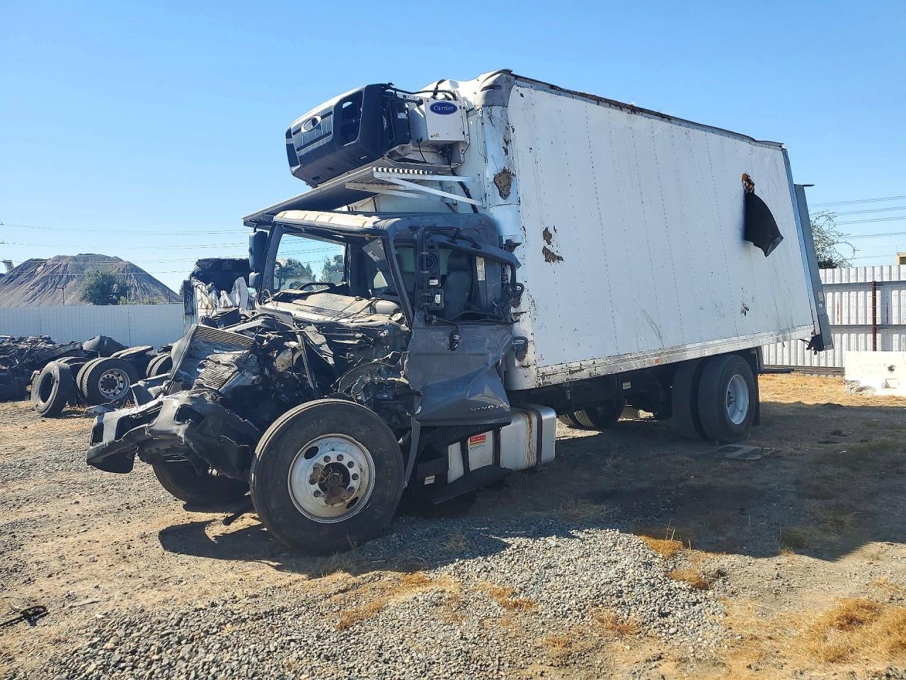 2020 HINO ALL OTHE REFRIGERATED BOX TRUCK | 5PVNJ8JP1L4S52804 | UPCARS