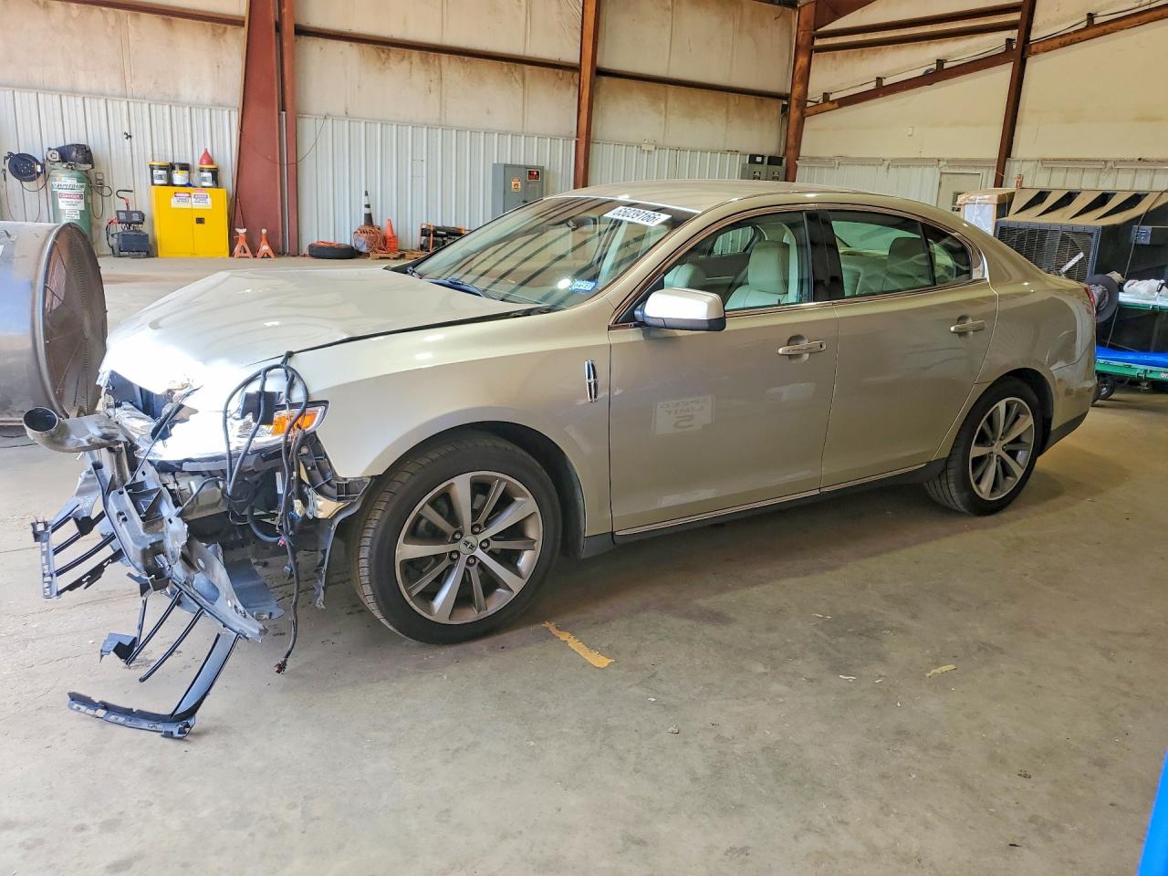 2011 LINCOLN MKS | 1LNHL9DR0BG612342 | UPCARS